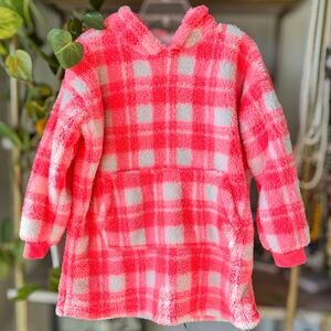 Cat & Jack Sleepwear Super Comfy Oversized Faux Fur Blanket Hoodie-Girls Medium